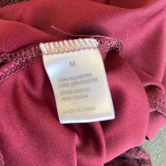 Burgundy backless maxi dress - Picture 8 of 8